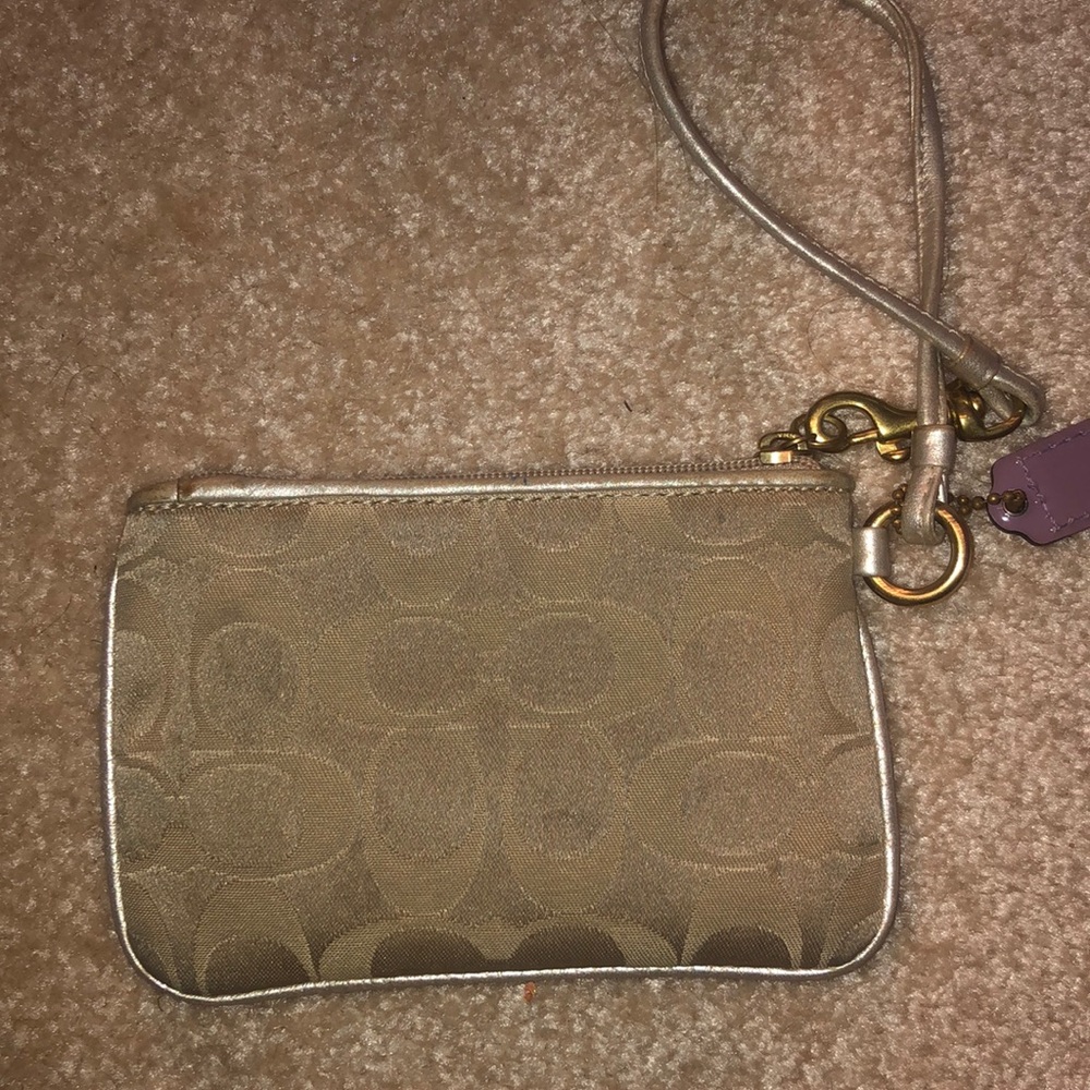 Coach wristlet - Picture 2 of 3